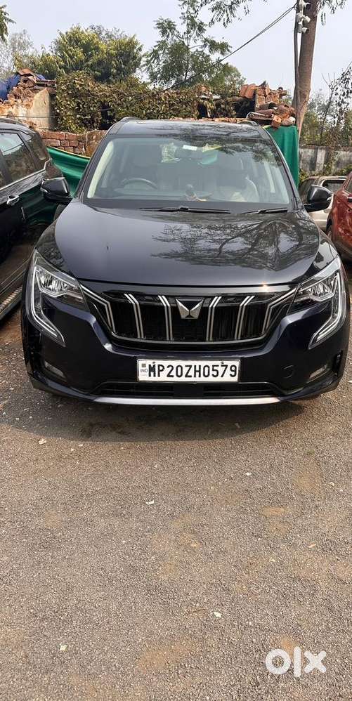 Mahindra Xuv700 2023 Diesel Well Maintained
