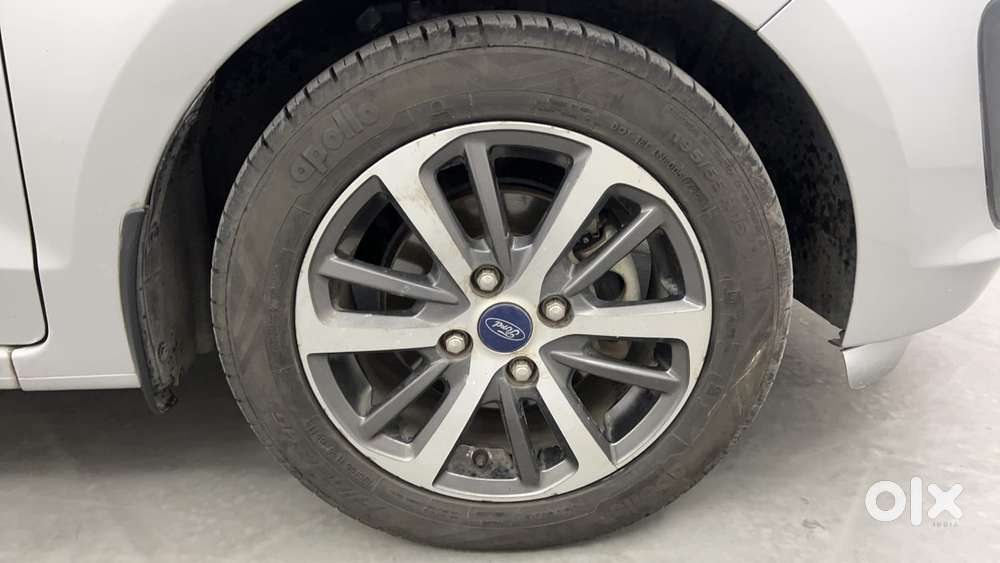Ford Figo Titanium, 2021, Petrol