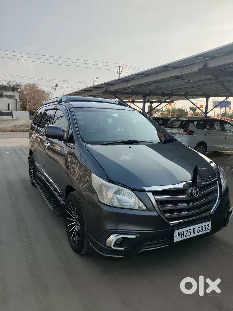 Toyota Innova 2015 Diesel Well Maintained