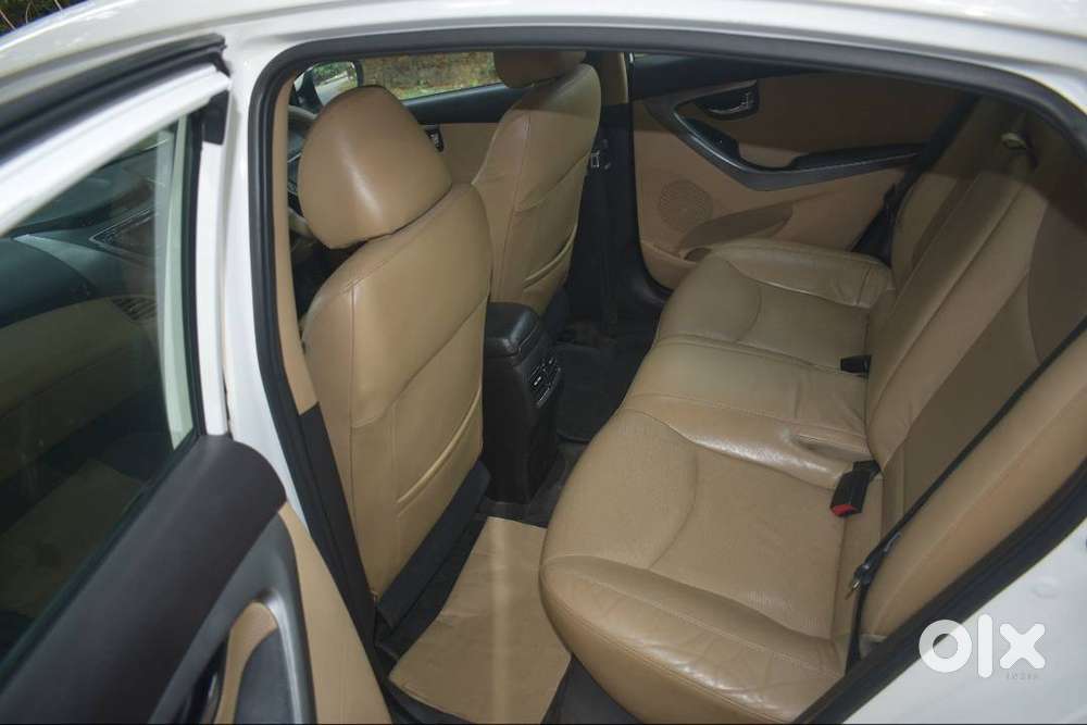Excellent Condition Hyundai Elantra Diesel White 2013 Model Autogear