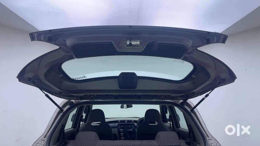 Mahindra Kuv 100 Mfalcon G80 K4, 2016, Petrol