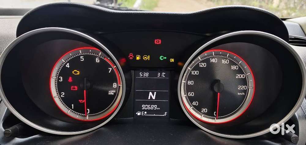 Maruti Suzuki Swift Zxi Plus Amt Dual Tone, 2018, Petrol