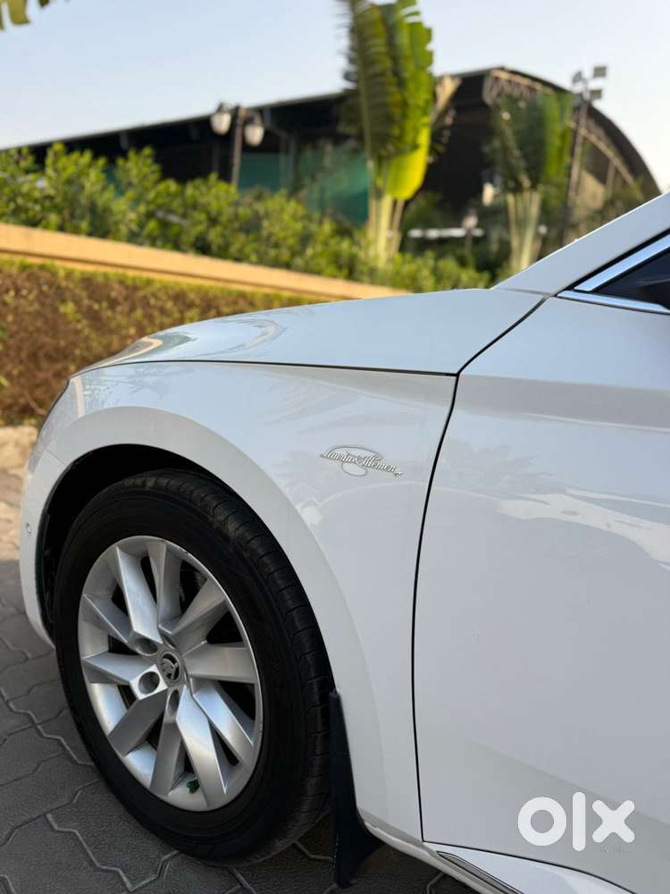 Skoda Superb L&k 2.0 Tdi At, 2019, Diesel
