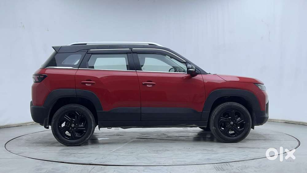 Maruti Suzuki Brezza 1.5 Zxi Smart Hybrid Dual Tone, 2023, Petrol
