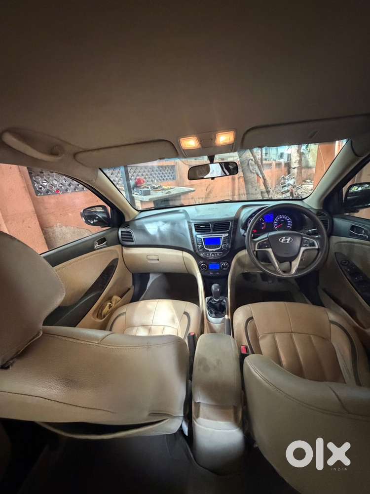 Hyundai Fluidic Verna 2011