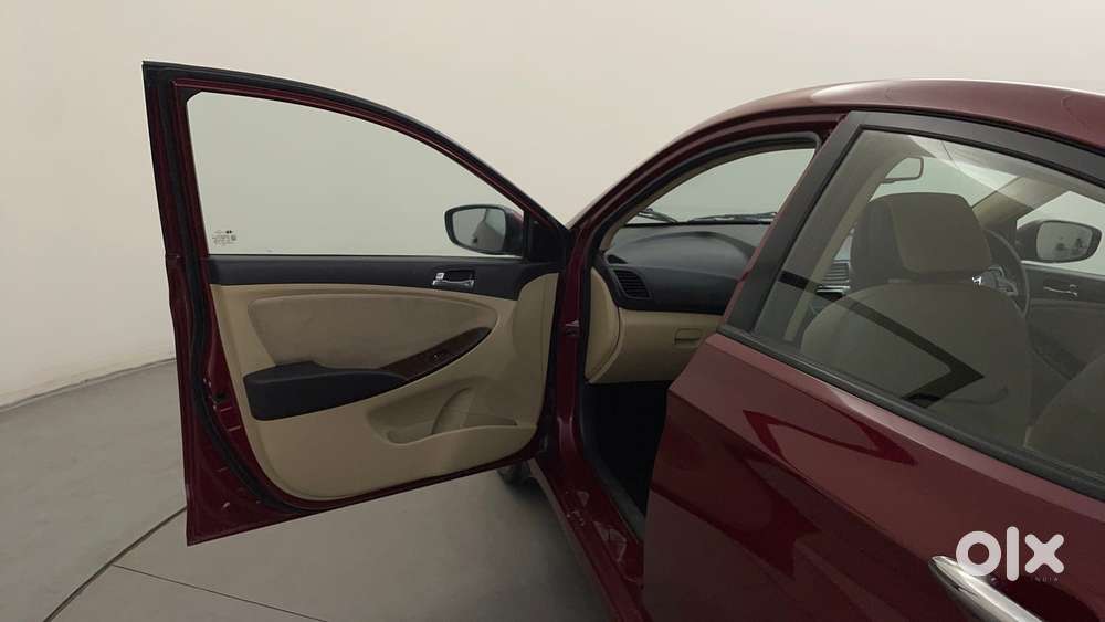 Hyundai Verna 1.6 Vtvt Sx, 2014, Petrol