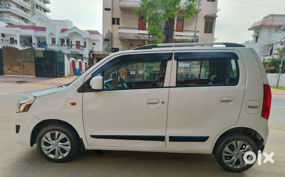 Maruti Suzuki Wagon R Vxi, 2017, Petrol