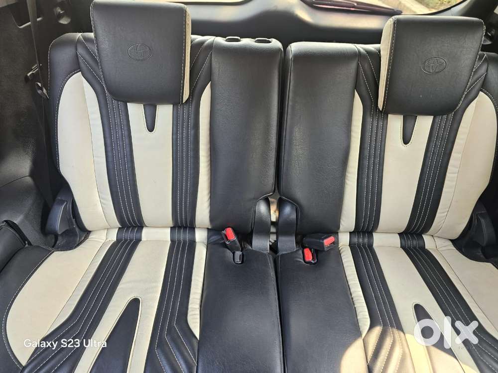 Toyota Innova Crysta 2.4 G Mt 7 Str, 2022, Diesel
