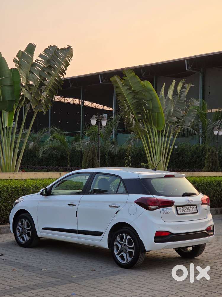 Hyundai I20 Asta (o) 1.2 Mt, 2019, Petrol