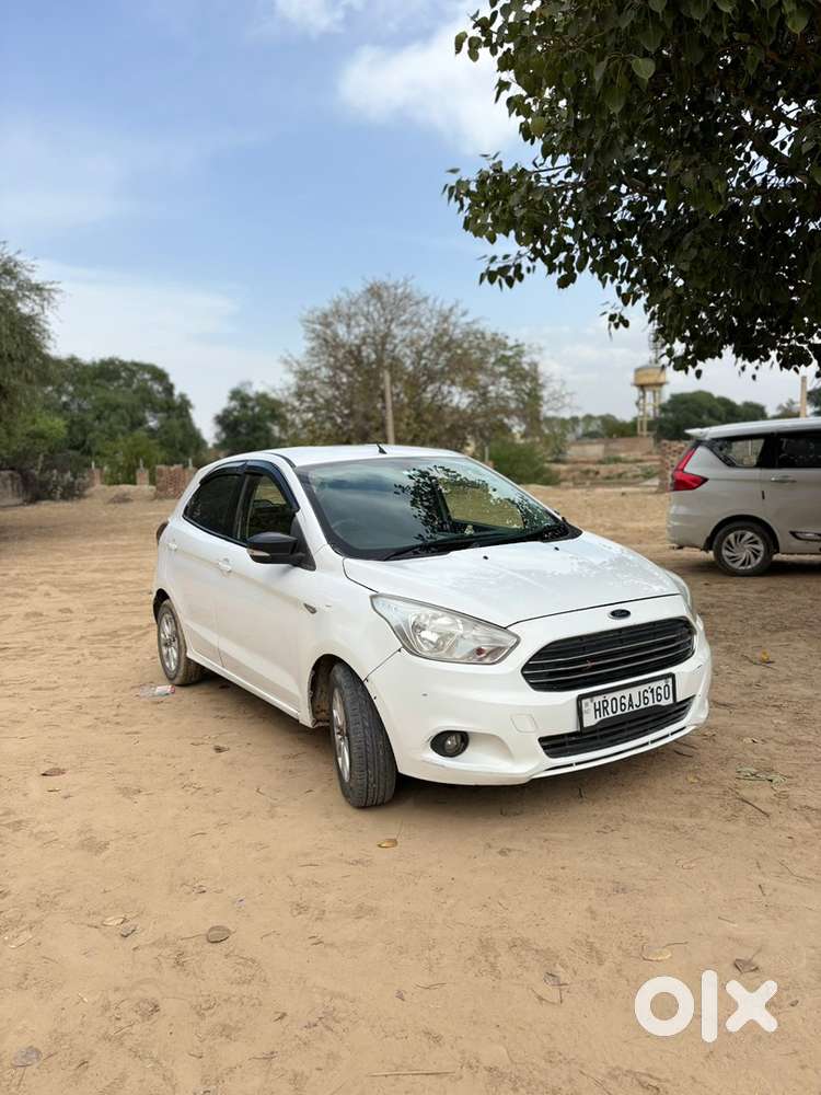 Ford Petrol Car 2016