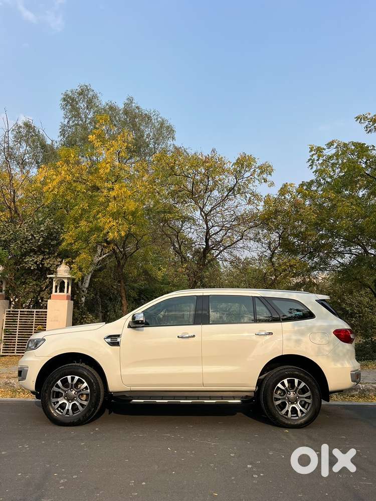 Ford Endeavour 2021 Only 9900 Kms