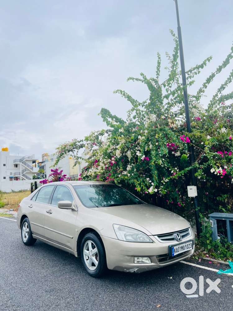 Honda Accord 2004 Automatic