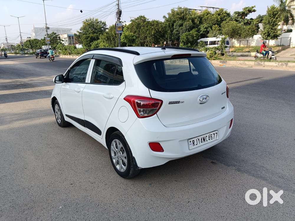 Hyundai Grand I10 Sportz O 1.2, 2016, Petrol