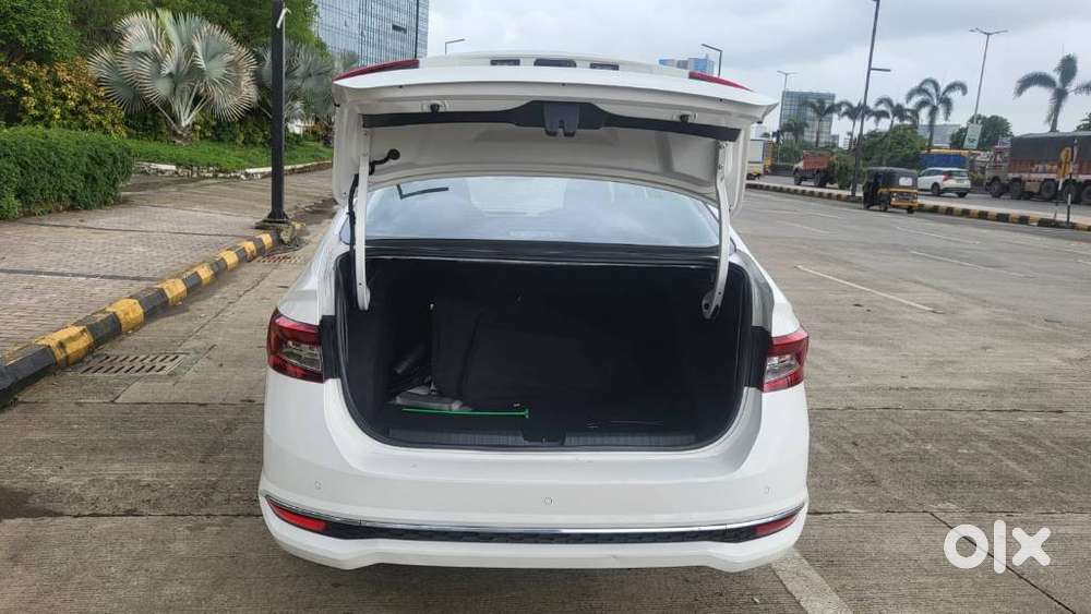 Skoda Slavia 1.5 Tsi Style, 2022, Petrol