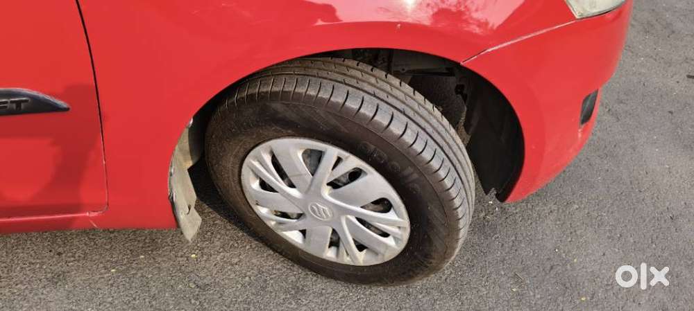 Maruti Suzuki Swift Vxi 1.2 Abs Bs-iv, 2017, Petrol