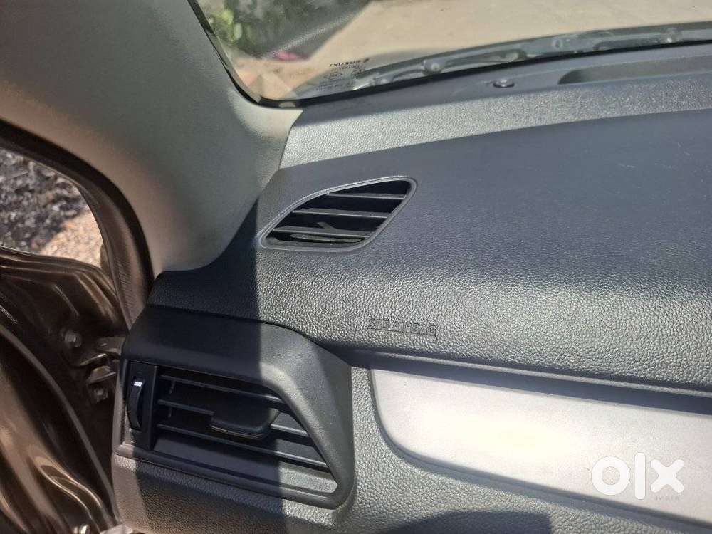 Maruti Suzuki Swift Vxi Optional, 2023, Petrol