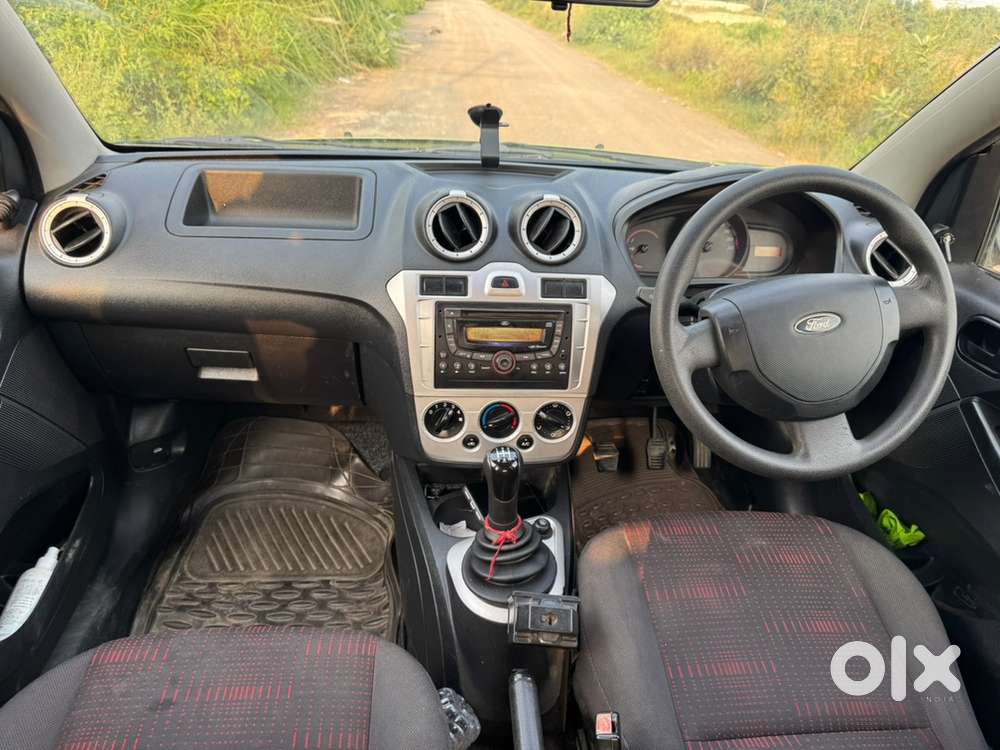 Ford Figo Petrol Manual 2012