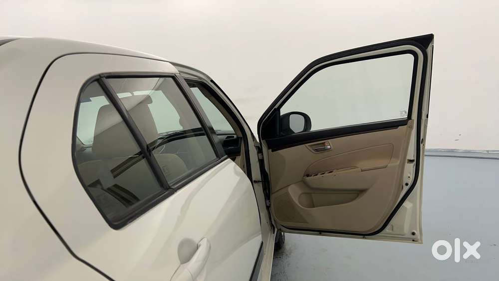Maruti Suzuki Swift Dzire 1.3 Vxi, 2015, Petrol