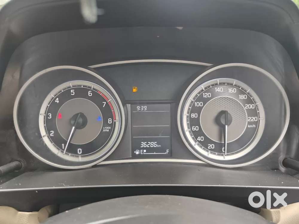 Maruti Suzuki Dzire 1.2 Vxi, 2022, Petrol
