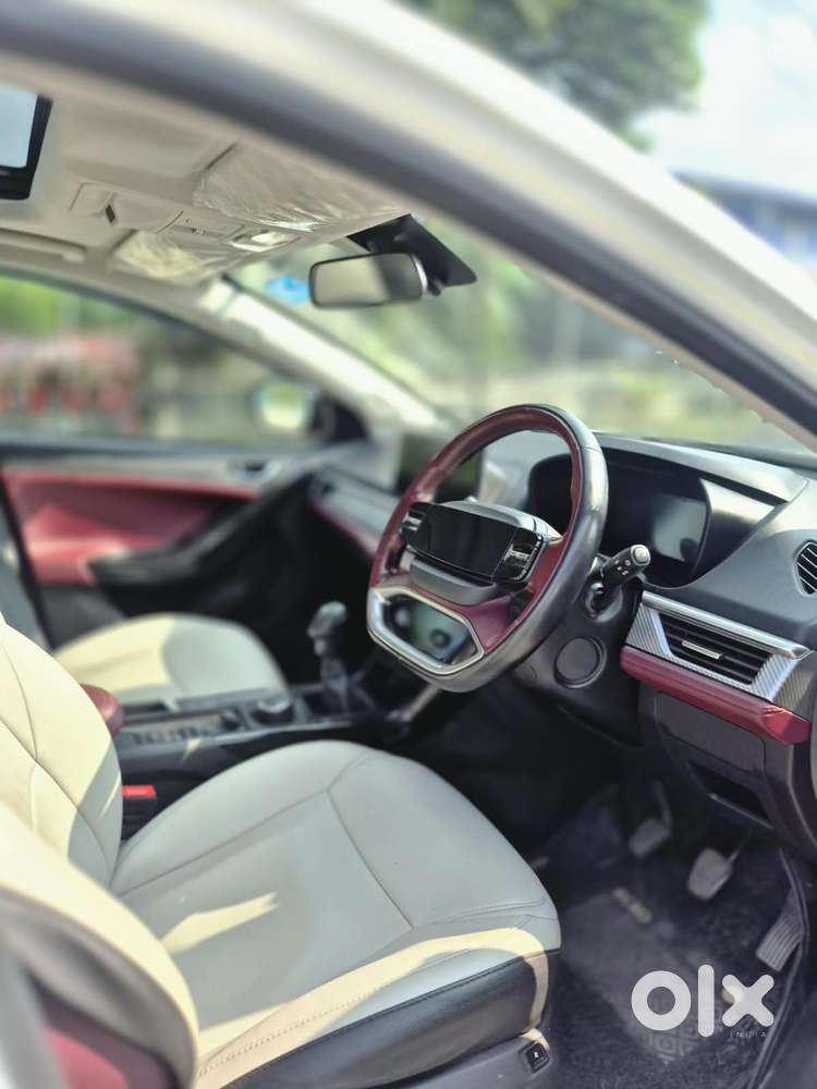 Tata Curvv Accomplished S 1.2 Revotron Petrol 7dca, 2025, Petrol