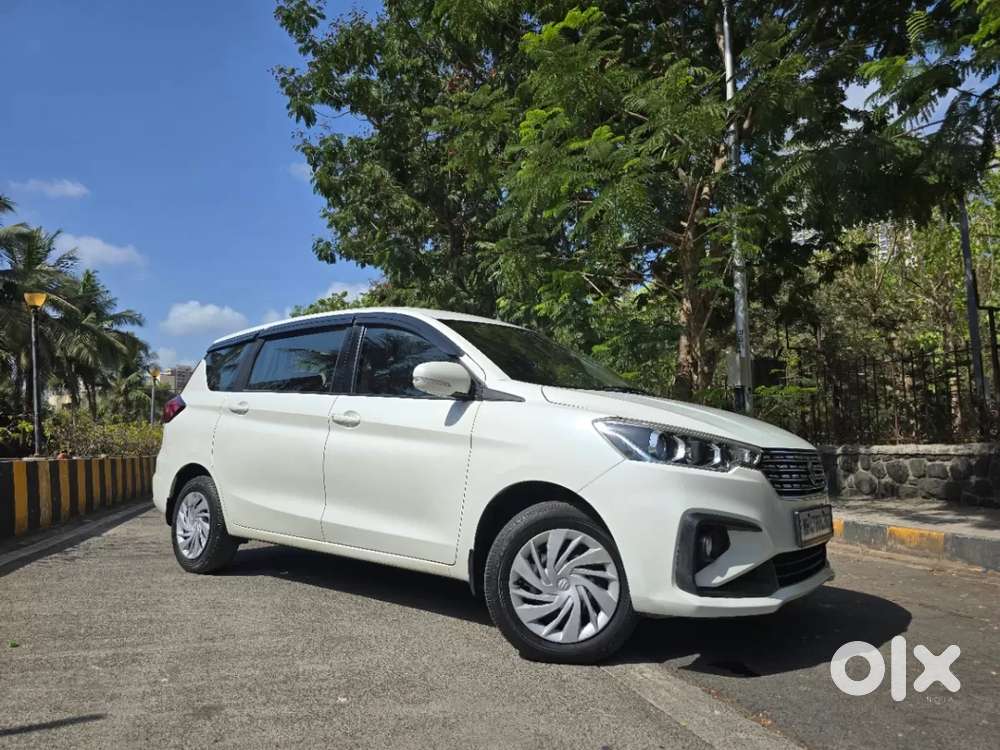 Maruti Suzuki Ertiga Vxi At, 2022, Petrol