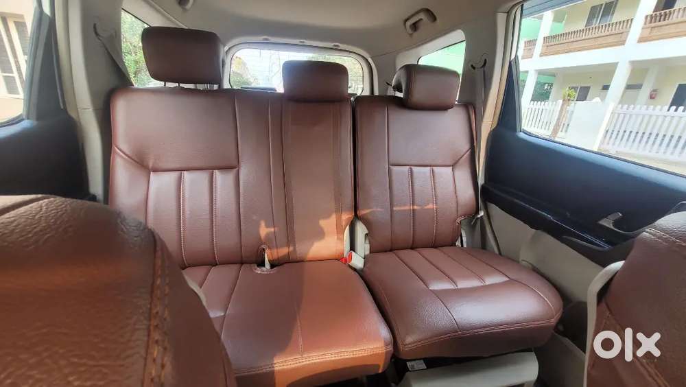 Mahindra Xuv500 W9(sun Roof)– Excellent Condition  2017 Model