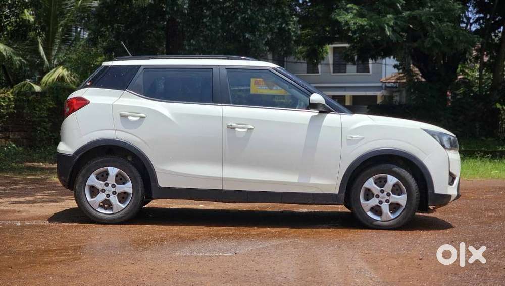 Mahindra Xuv300 W6 Amt Diesel, 2023, Diesel