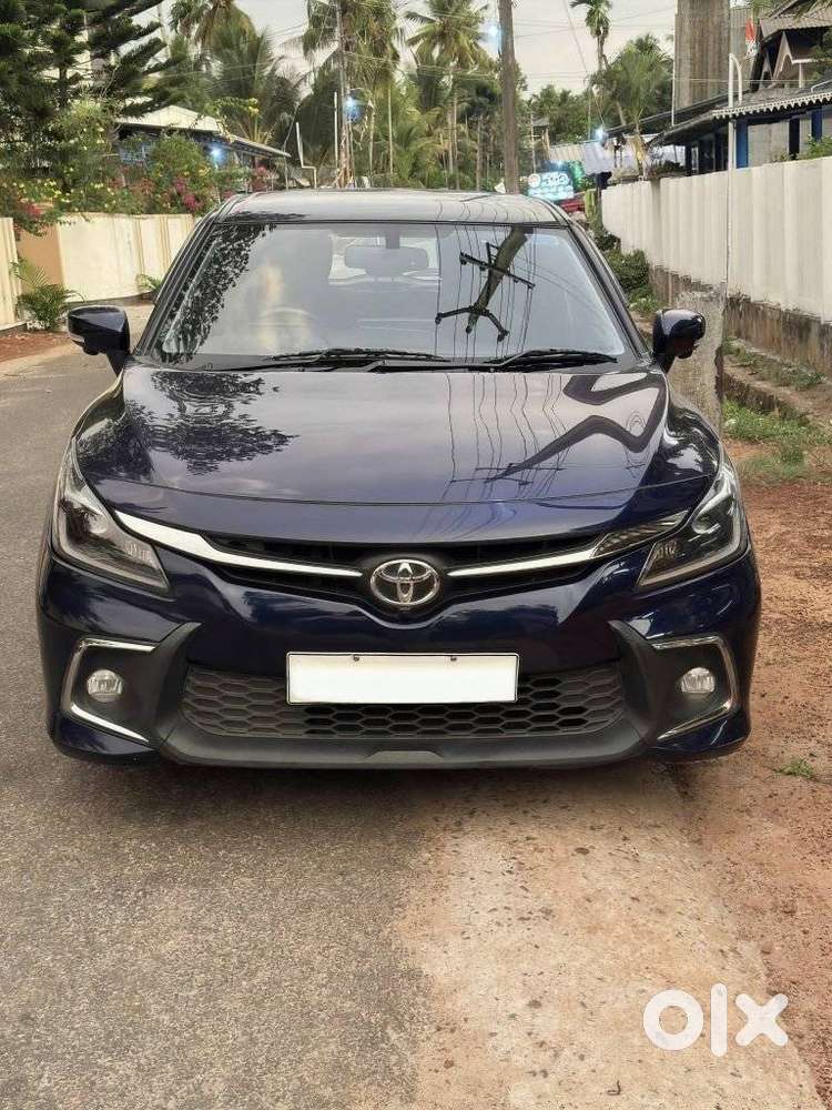 Toyota Glanza 1.2 V Amt, 2023, Petrol