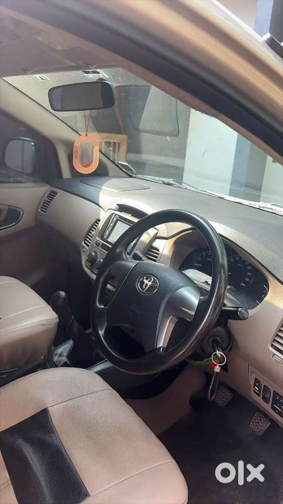 Toyota Innova 2015 Diesel Well Maintained