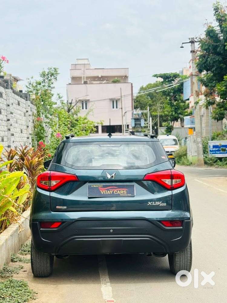 Mahindra Xuv300 W6 Amt Diesel, 2023, Diesel