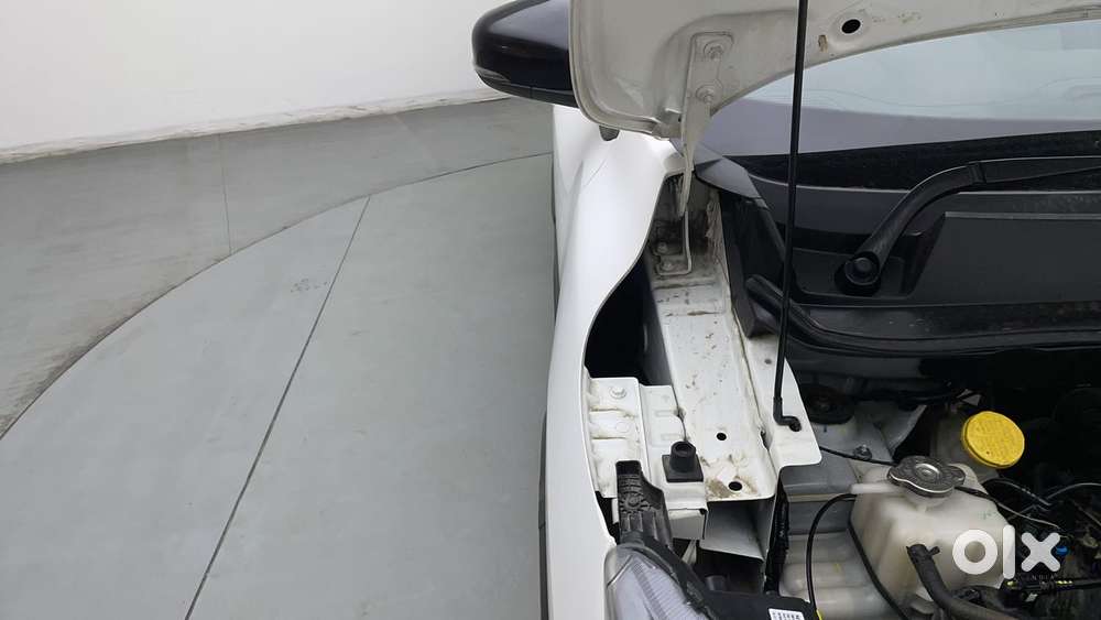 Renault Triber Rxt, 2022, Petrol