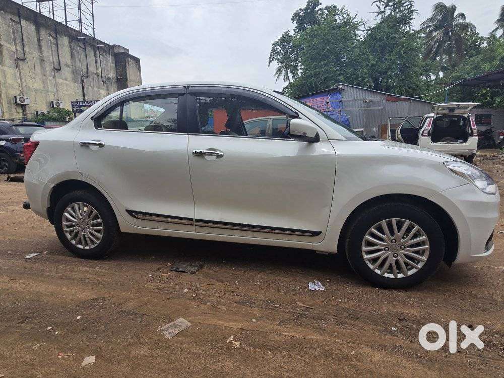 Maruti Suzuki Dzire 1.2 Zxi, 2023, Petrol