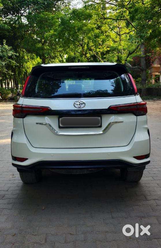 Toyota Fortuner Legender 4x2 At 2.8, 2017, Diesel
