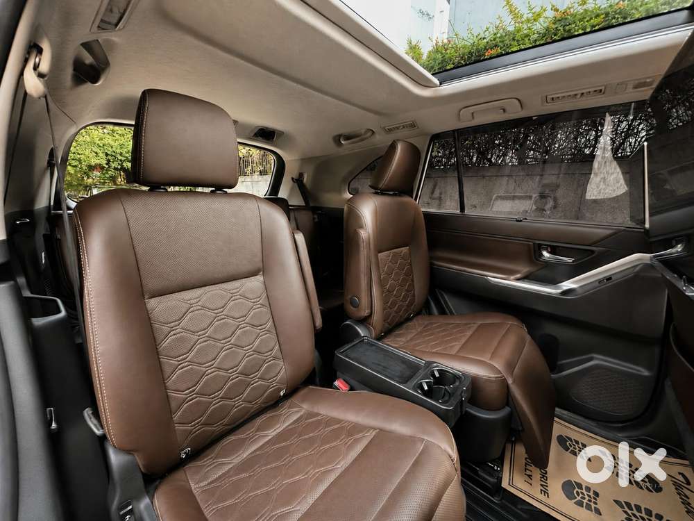 Toyota Innova Hycross 2.0 Zx Hybrid 7 Str, 2024, Petrol