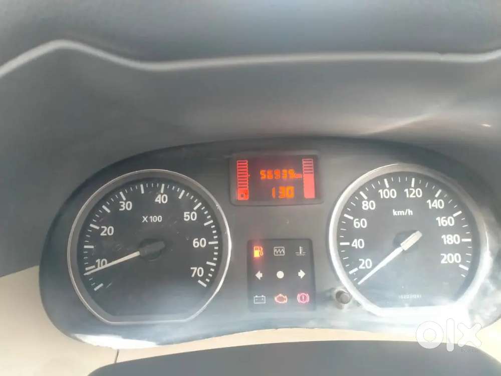 Nissan Terrano Petrol 2015