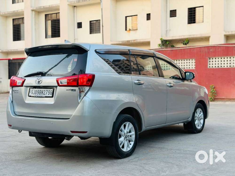 Toyota Innova Crysta 2.4 Gx Mt, 2016, Diesel