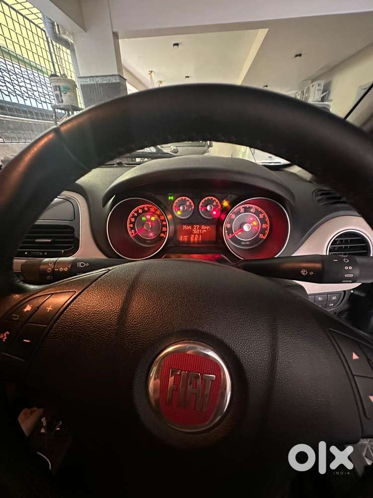 Fiat Linea Emotion 1.4 L T-jet Petrol, 2015, Petrol