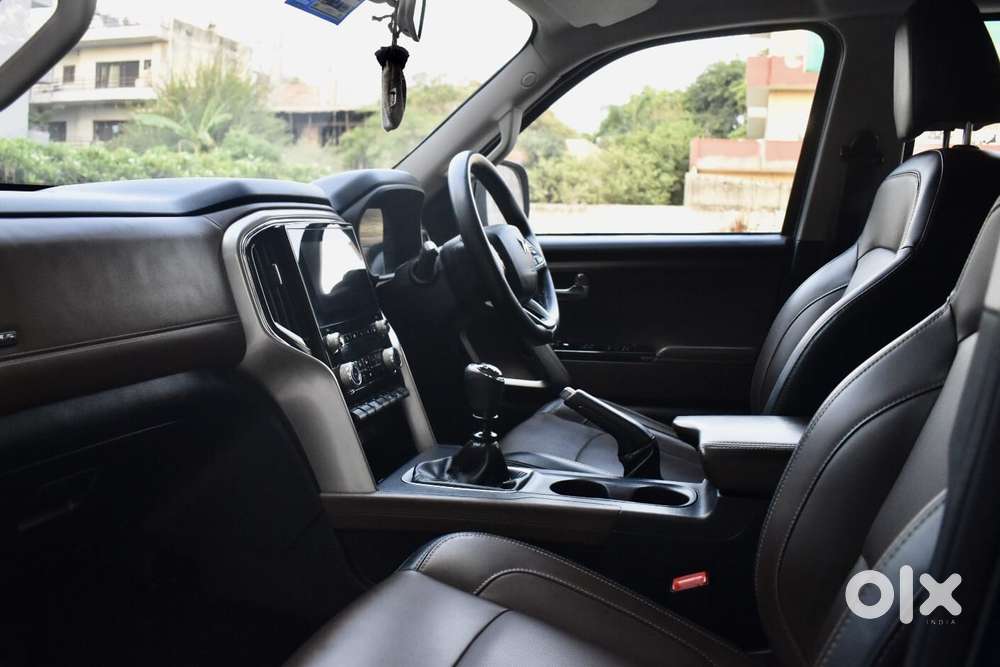 Mahindra Scorpio-n 2.0 Z8 Petrol Mt 7 Str, 2023, Petrol