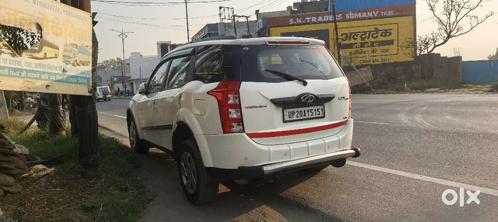 Xuv 500 गाड़ी बेच रहा हूं