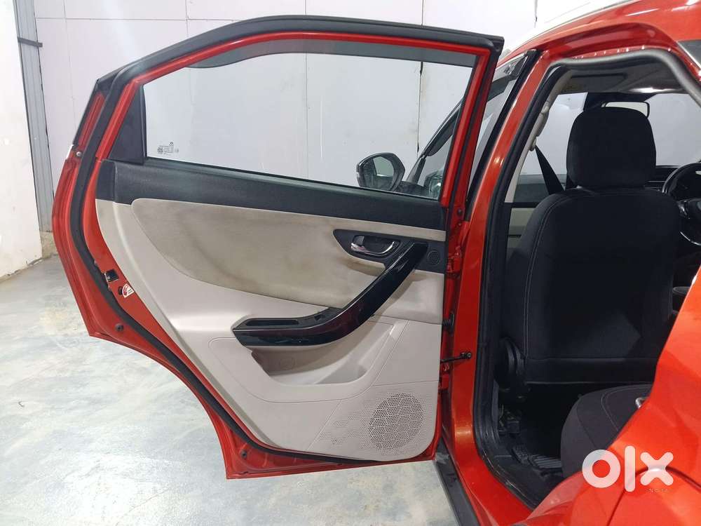 Tata Nexon 1.5 Revotorq Xza Plus S Amt, 2023, Petrol