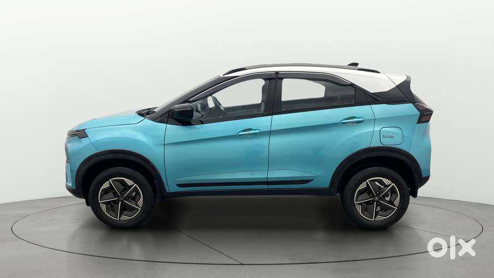 Tata Nexon Kraz Plus Amt, 2023, Petrol