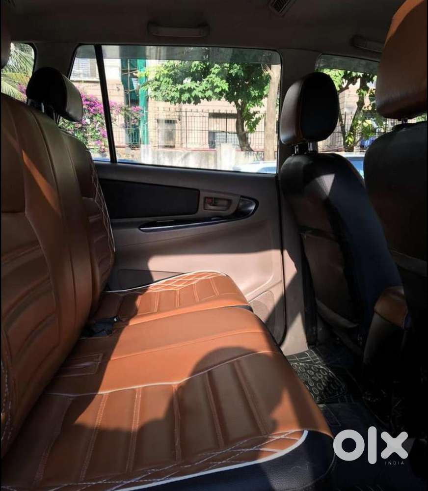 Toyota Innova 2.5 G (diesel) 8 Seater Bs Iv, 2016, Diesel