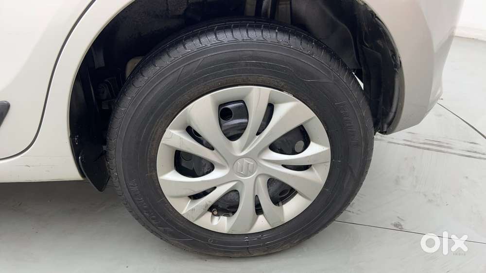 Maruti Suzuki Swift Vvt Vxi, 2022, Petrol