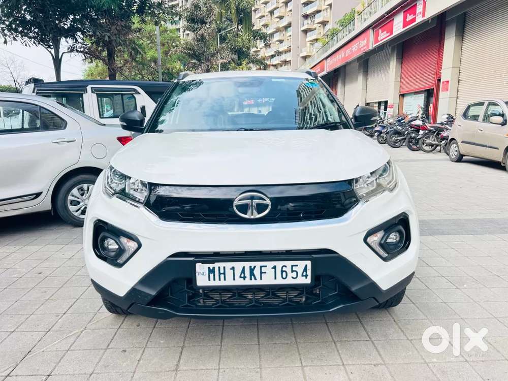 Tata Nexon 1.2 Revotron Xm (s), 2022, Petrol