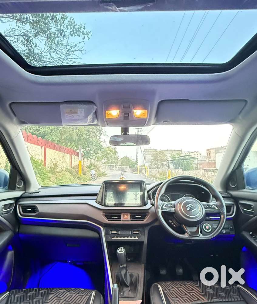 Maruti Suzuki Brezza Zxi S-cng, 2024, Cng & Hybrids