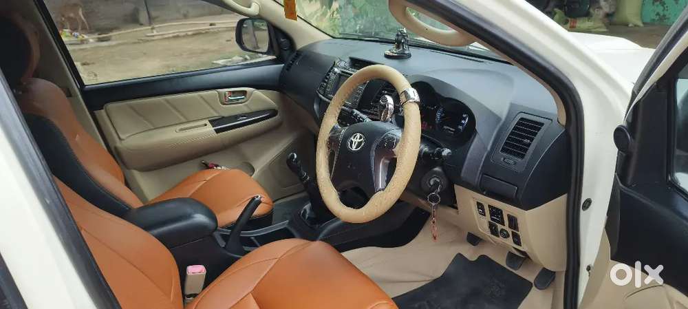 Toyota Fortuner Diesel 2015