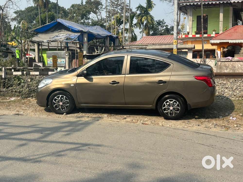 Nissan Sunny 2012 Petrol Well Maintained