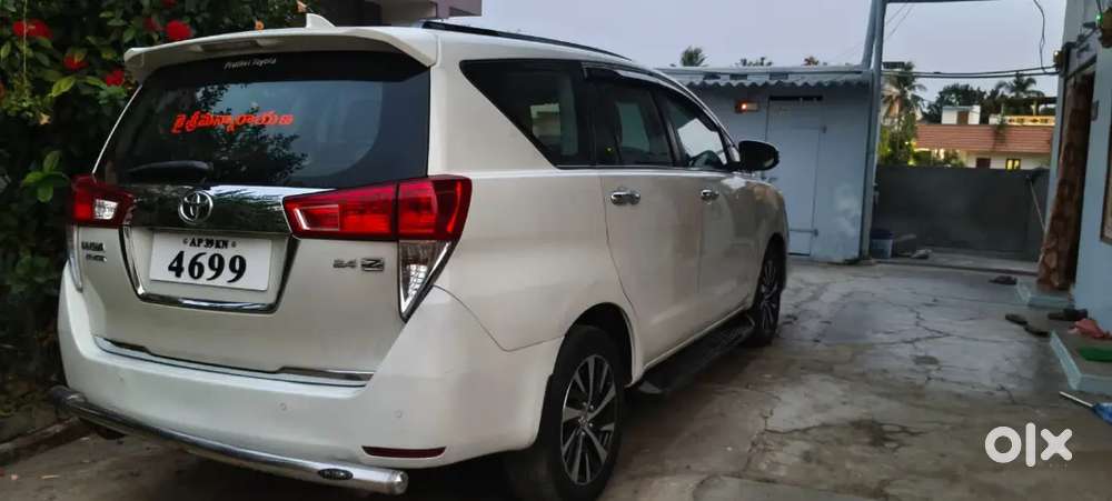 Innova Crysta Z Version