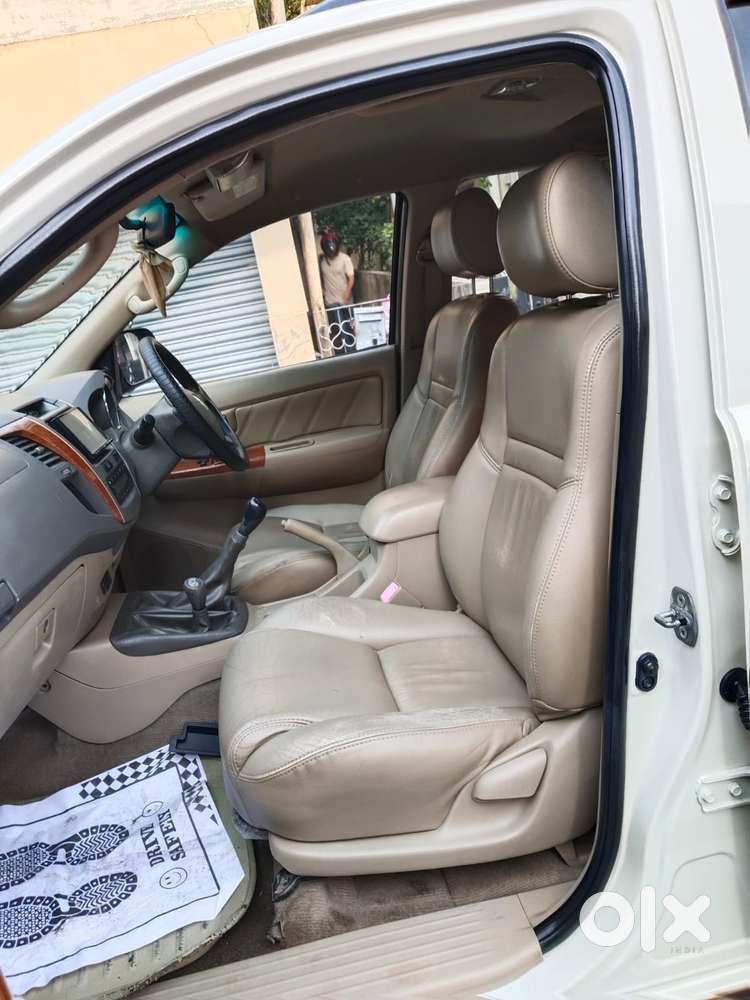 Toyota Fortuner 3.0 4x4 Manual, 2010, Diesel