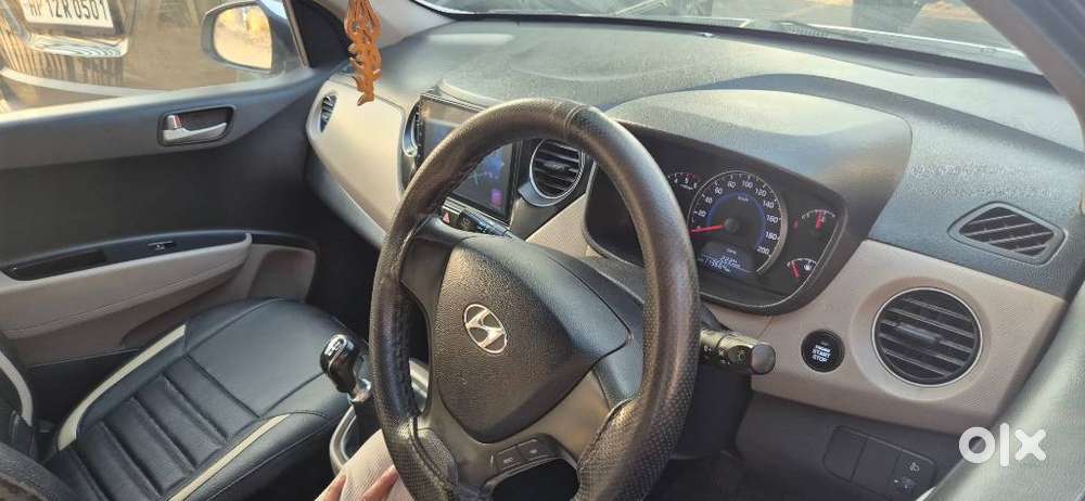 Hyundai Grand I10 Sportz, 2013, Petrol
